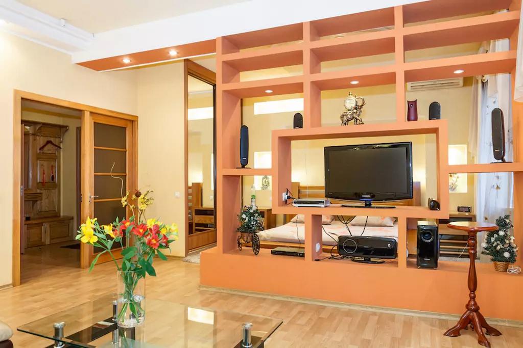 Apartment On Soborniy 177 Zaporizhia Ngoại thất bức ảnh